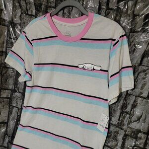 Sanario Cinnabon casual tshirt size medium